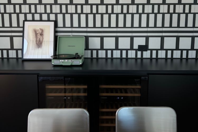 albed-redefinise-prostore-luksuznog-penthausa-s-pogledom-na-jadran-9