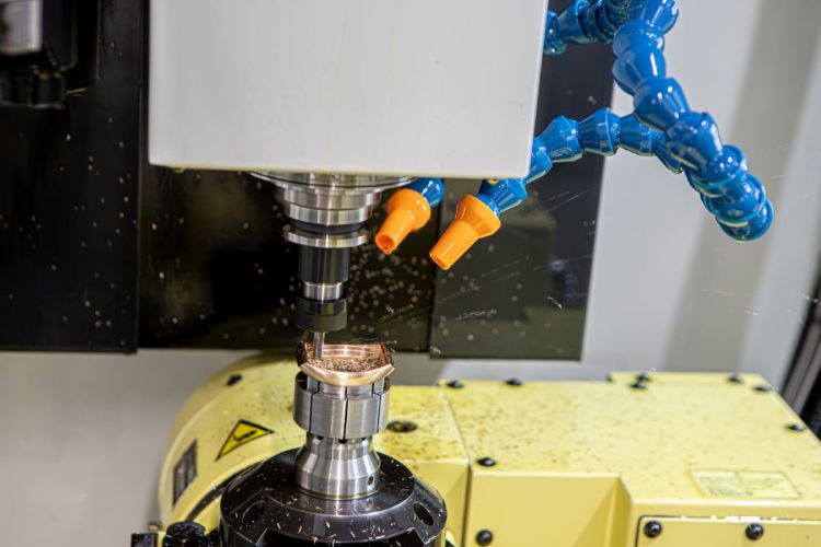 franck-muller-vanguard-alquimiamc-umetnost-vremena-i-metal-koji-zivi-18