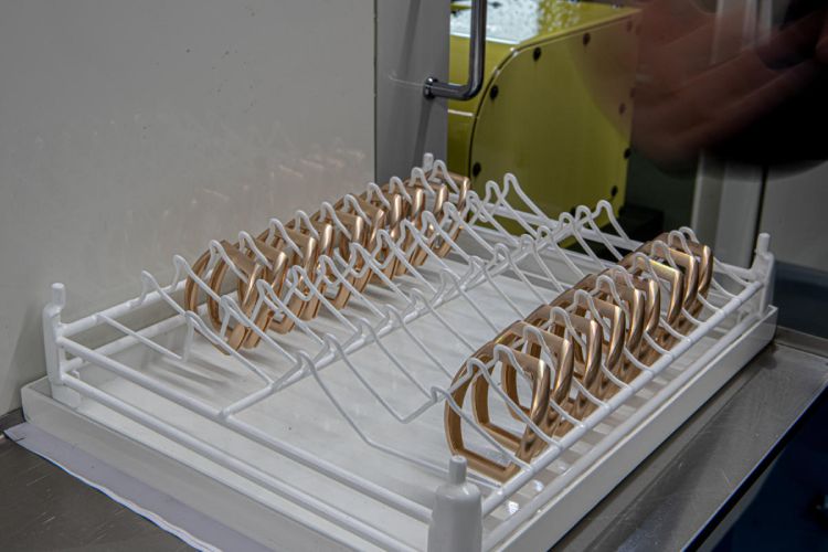 franck-muller-vanguard-alquimiamc-umetnost-vremena-i-metal-koji-zivi-24