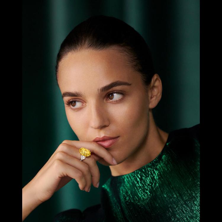 graff-i-wish-praznicna-kampanja-koja-pretvara-zelje-u-svetlost-7