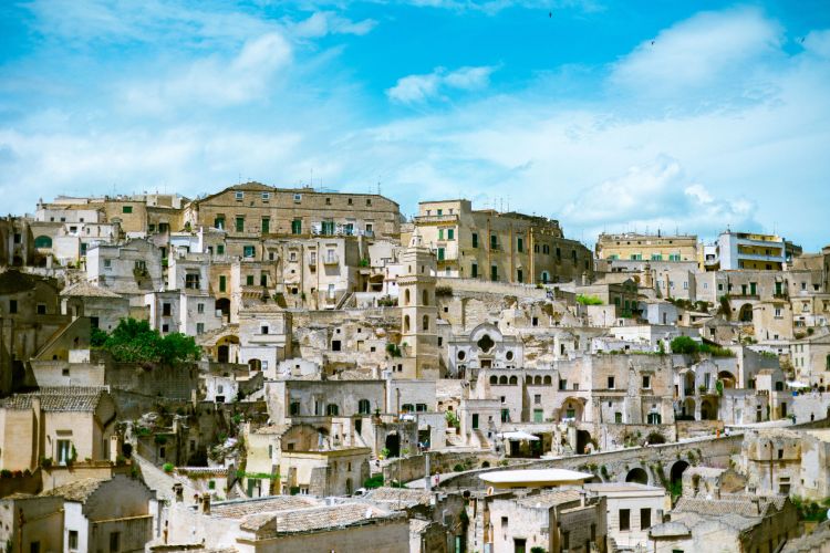 moyseion-matera-svetlost-zvuk-i-voda-tri-simbola-vecnosti-1