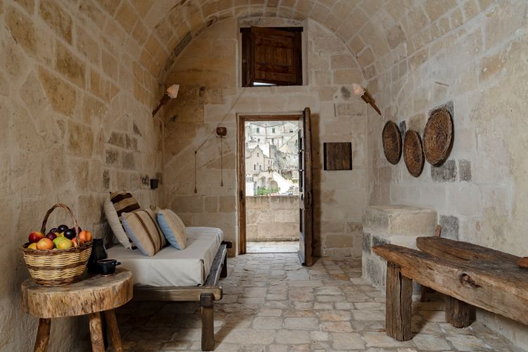 moyseion-matera-svetlost-zvuk-i-voda-tri-simbola-vecnosti-9