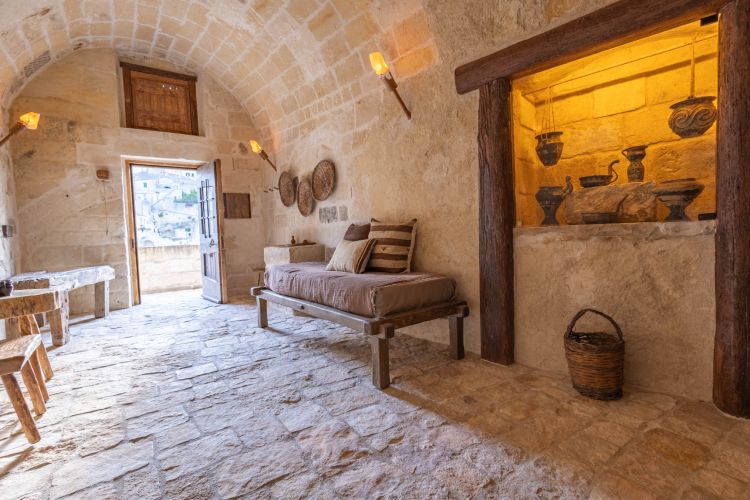 moyseion-matera-svetlost-zvuk-i-voda-tri-simbola-vecnosti-16