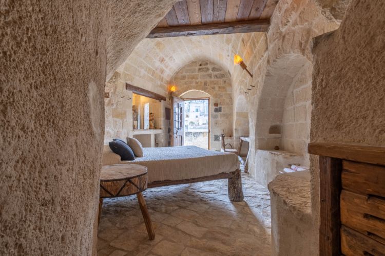 moyseion-matera-svetlost-zvuk-i-voda-tri-simbola-vecnosti-20