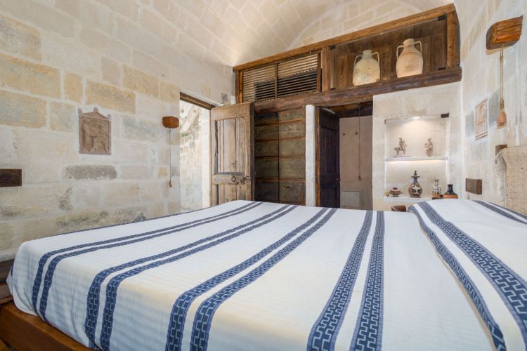 moyseion-matera-svetlost-zvuk-i-voda-tri-simbola-vecnosti-35