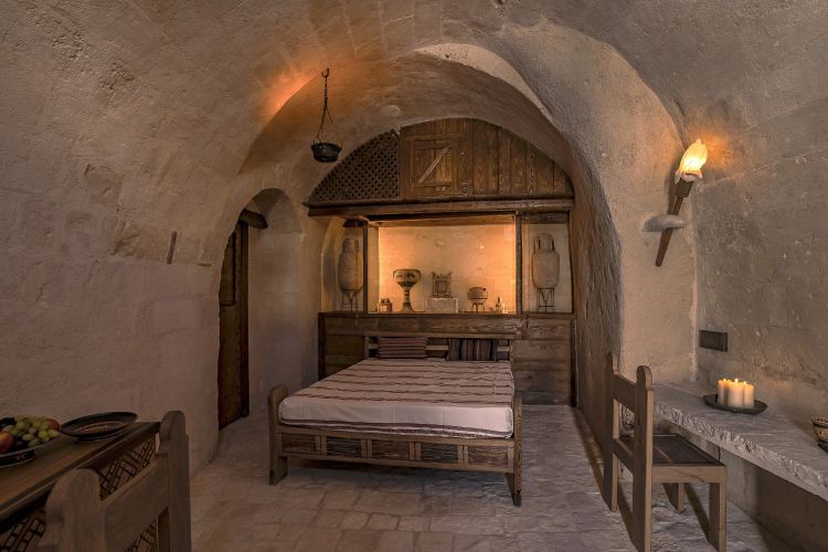 moyseion-matera-svetlost-zvuk-i-voda-tri-simbola-vecnosti-39