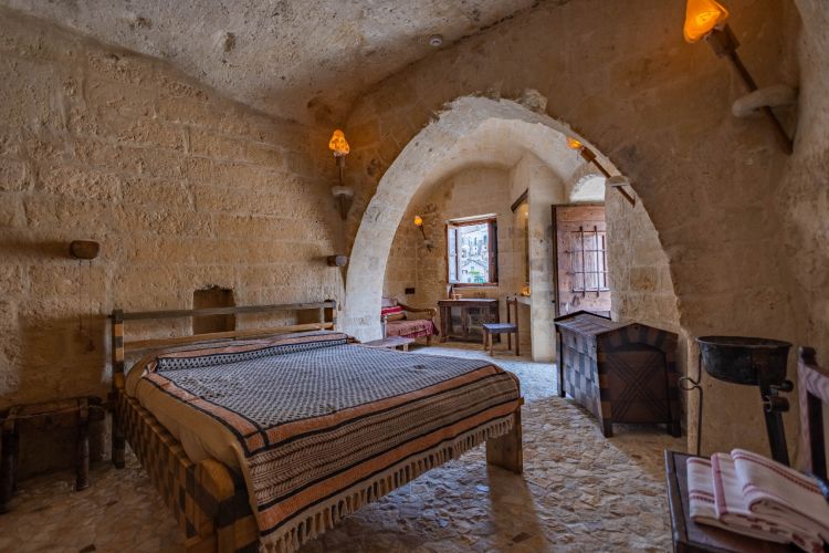 moyseion-matera-svetlost-zvuk-i-voda-tri-simbola-vecnosti-44