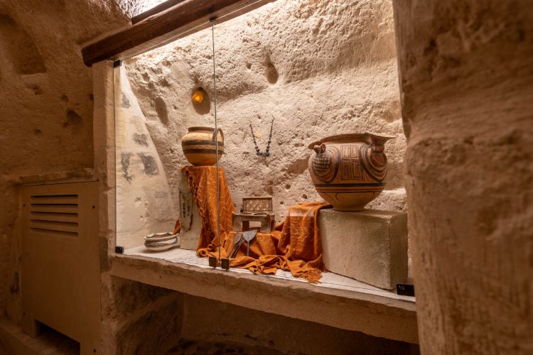 moyseion-matera-svetlost-zvuk-i-voda-tri-simbola-vecnosti-50