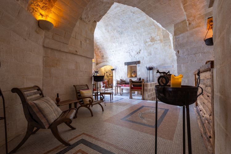 moyseion-matera-svetlost-zvuk-i-voda-tri-simbola-vecnosti-72