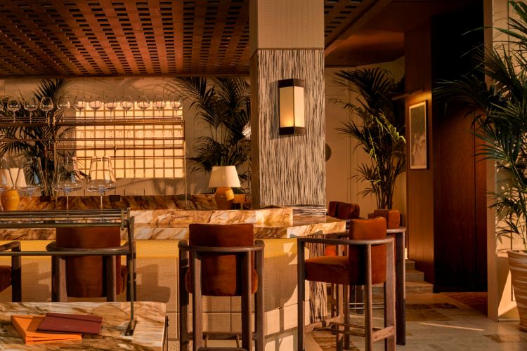 esca-mediteranski-dozivljaj-u-srcu-izmira-spoj-kulinarstva-arhitekture-i-svetlosti-9