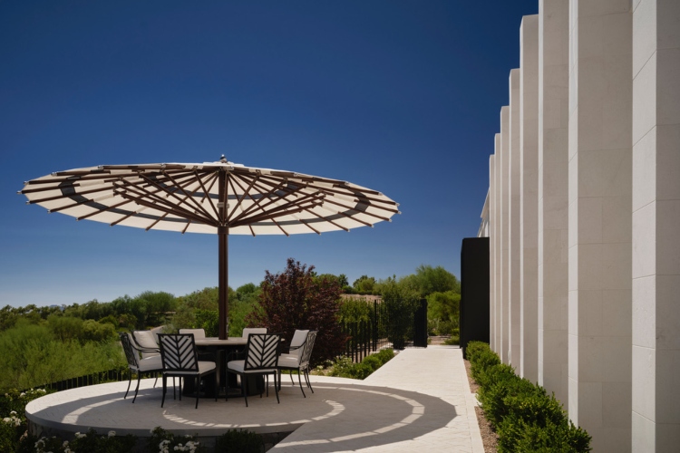 tombolo-skulpturalna-simfonija-u-pustinjskom-pejzazu-nevade-8