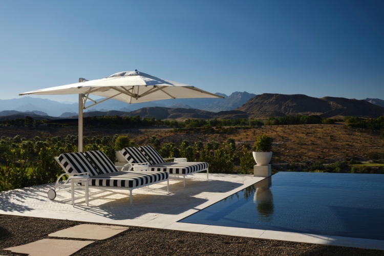 tombolo-skulpturalna-simfonija-u-pustinjskom-pejzazu-nevade-34