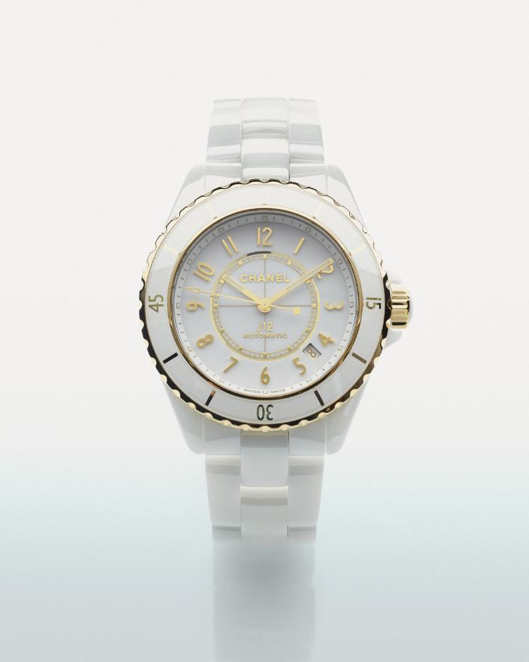 chanel-end-of-year-from-dream-to-reality-praznicna-elegancija-pretvorena-u-zvezdani-sjaj-17