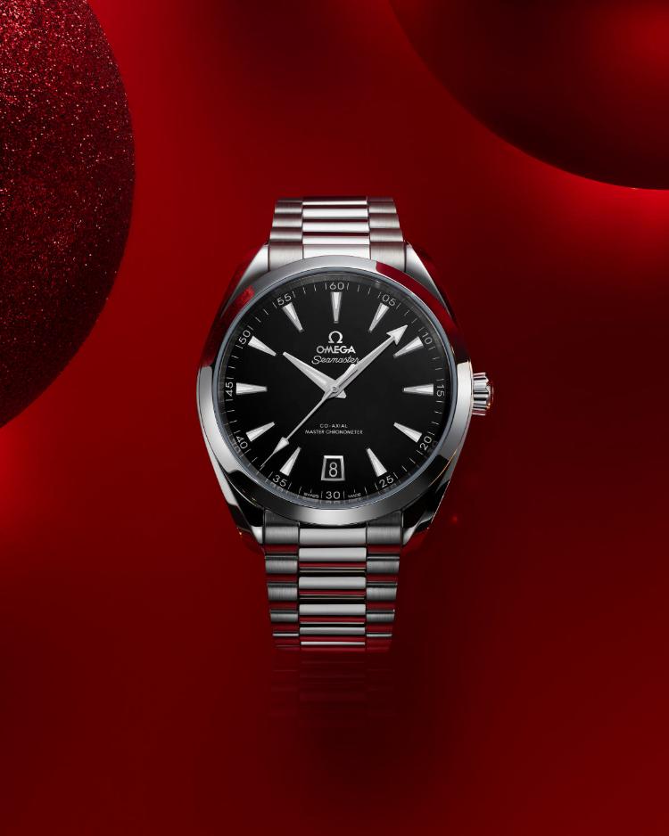 savrsen-praznicni-poklon-omega-seamaster-aqua-terra-blista-u-sezoni-2025-5