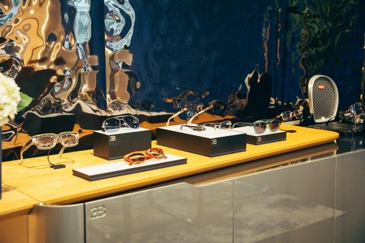 nova-era-stila-i-dizajna-sledeca-generacija-bugatti-eyewear-kolekcije-bice-predstavljena-na-sajmu-silmo-paris-2025-2