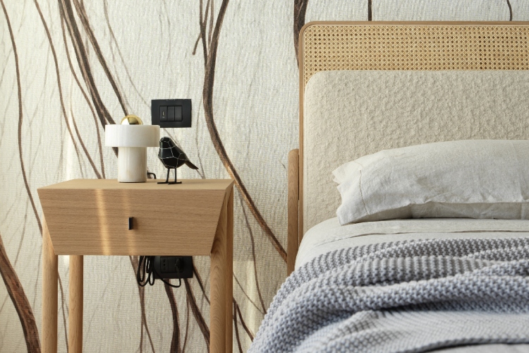 supernatural-by-castello-lagravinese-dijalog-svetlosti-i-materije-18