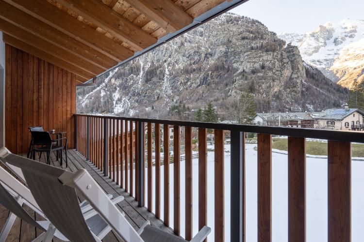 grand-hotel-courmayeur-mont-blanc-savrsen-sklad-savremene-arhitekture-i-alpskog-luksuza-2