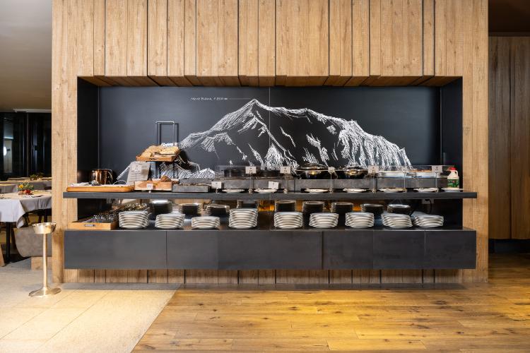 grand-hotel-courmayeur-mont-blanc-savrsen-sklad-savremene-arhitekture-i-alpskog-luksuza-19