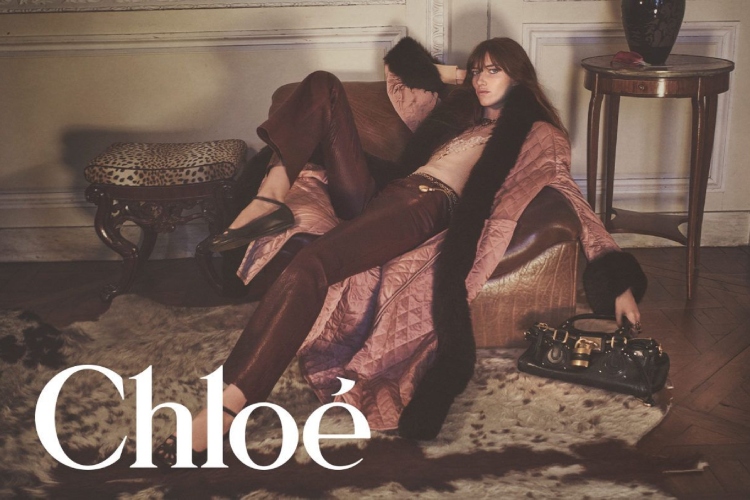 chloe-otkriva-winter-2025-kampanju-filmski-omaz-dekadenciji-francuske-rivijere-5