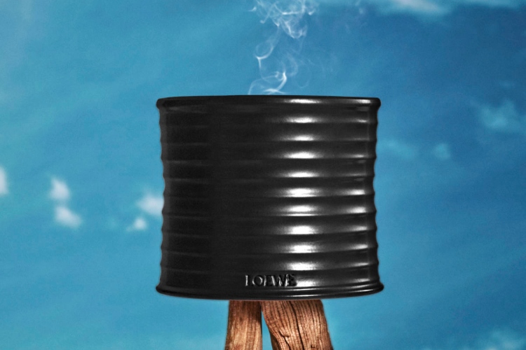 loewe-predstavlja-palo-santo-mirisnu-svecu-luksuzni-ritual-sezone-10