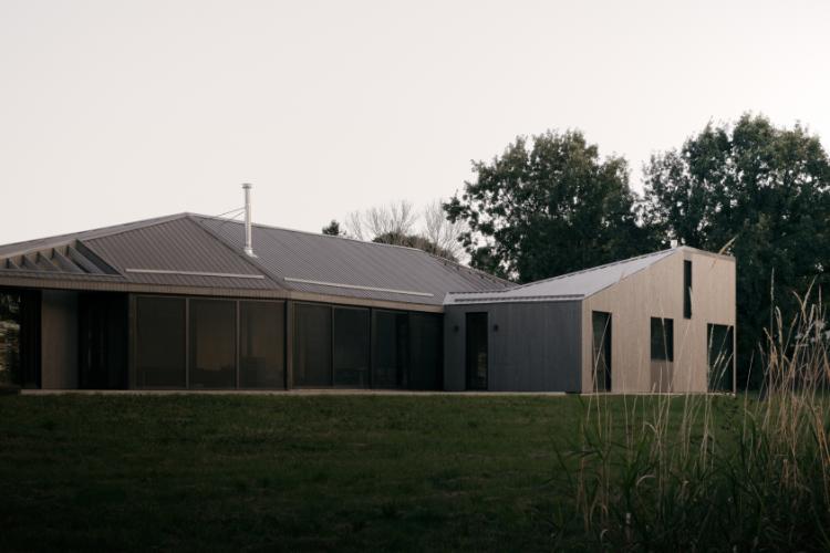 south-bay-house-arhitektura-koja-brise-granicu-izmedu-enterijera-i-pejzaza-6