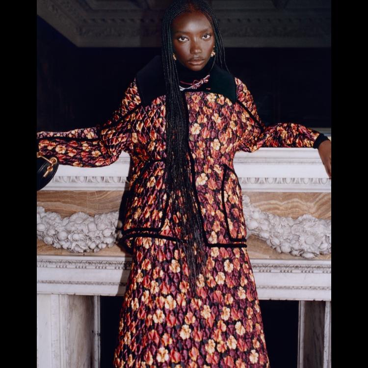 burberry-zima-2025-vrhunac-britanskog-glamura-8