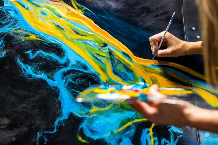 rolls-royce-cullinan-cosmos-jedinstveni-automobil-koji-slavi-beskraj-svemira-12