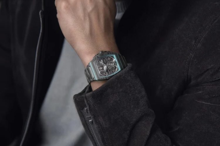 maserati-bianchet-ultrafino-sat-leteci-turbilon-limitirana-edicija-2026-luksuzni-sat-karbon-titaniju-4