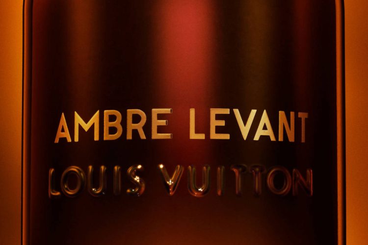 louis-vuitton-ambre-levant-parfem-2026-luksuzni-miris-oud-amber-cena-440-dolara-6