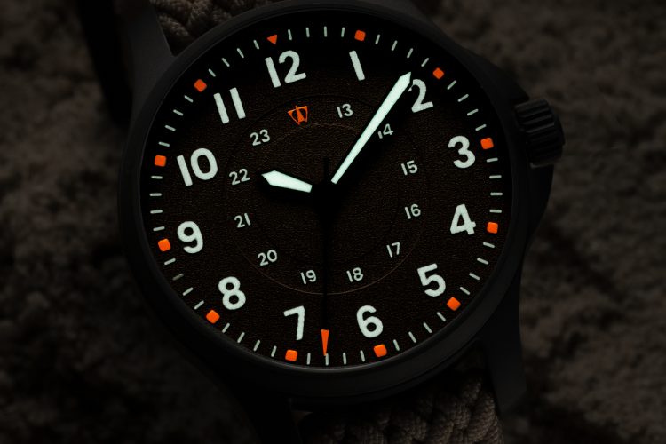 stowa-terra-fieldwatch-2026-minimalisticki-sat-outdoor-desert-forest-soil-4