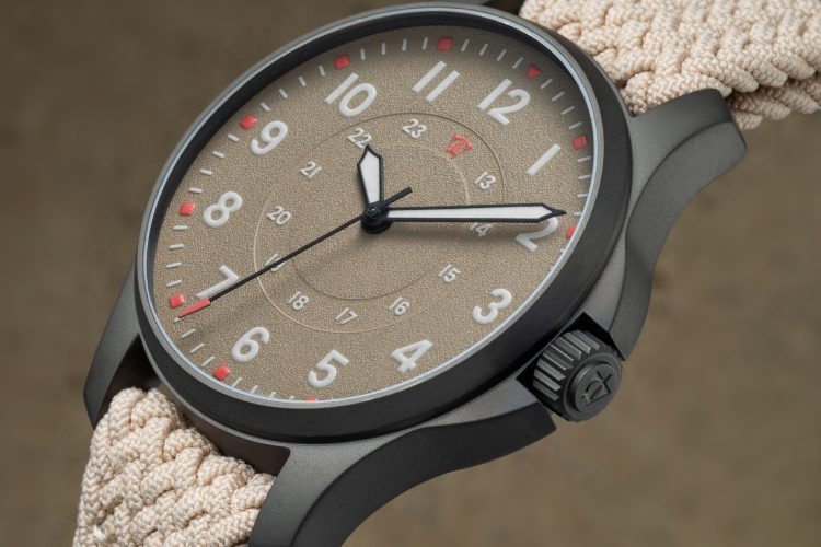 stowa-terra-fieldwatch-2026-minimalisticki-sat-outdoor-desert-forest-soil-7