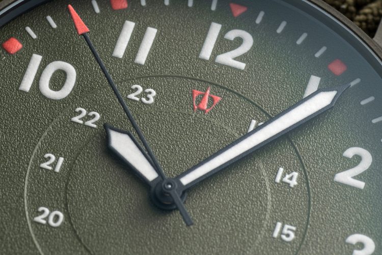 stowa-terra-fieldwatch-2026-minimalisticki-sat-outdoor-desert-forest-soil-14