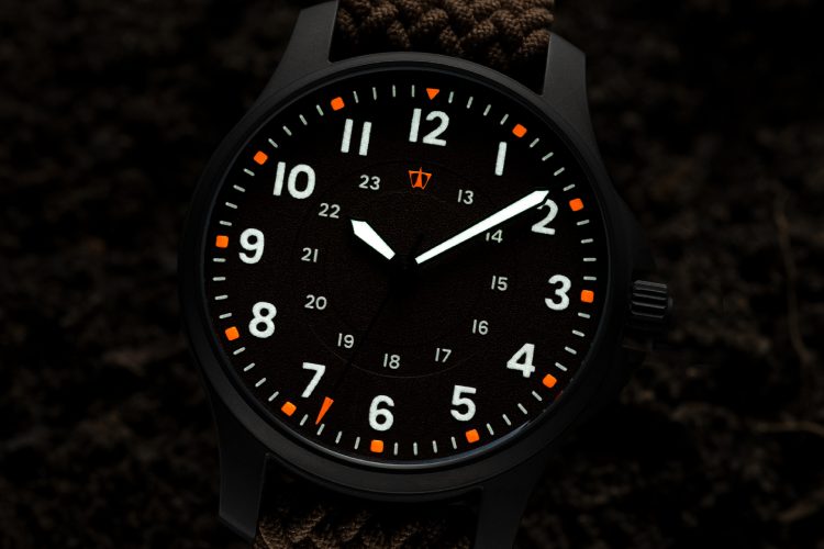 stowa-terra-fieldwatch-2026-minimalisticki-sat-outdoor-desert-forest-soil-20