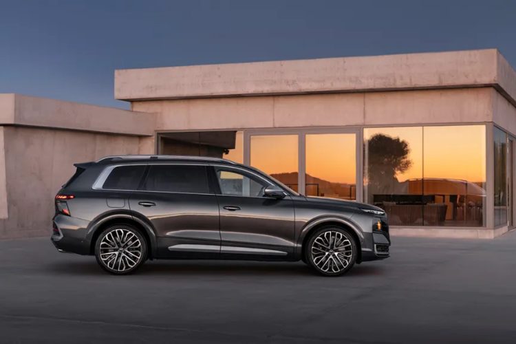 audi-q9-2027-luksuzni-suv-tri-reda-sedista-quattro-luksuzni-automobili-1