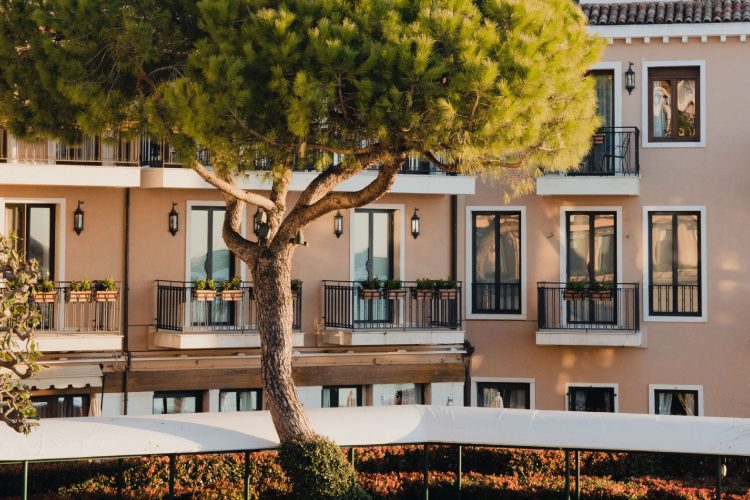 locanda-cipriani-torcelo-venecija-renovirani-luksuzni-hotel-italija-2026-6