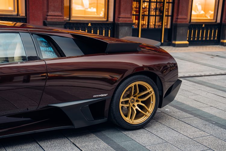 lamborghini-murcielago-lp-670-4-sv-marrone-eklipsis-manuelni-v12-aukcija-2026-13
