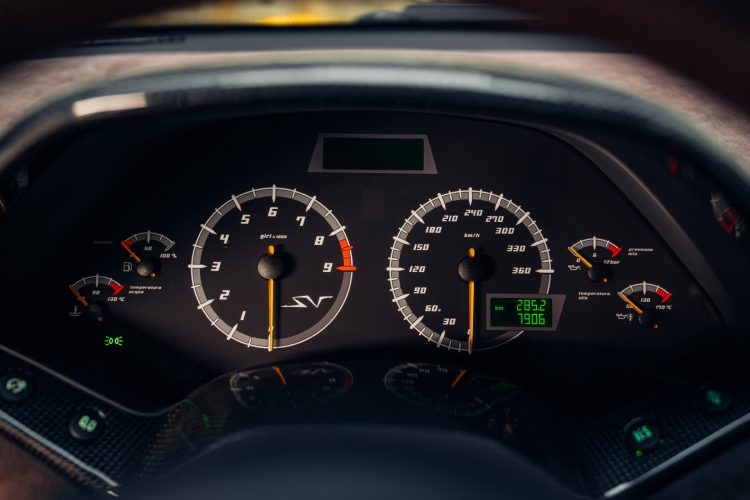 lamborghini-murcielago-lp-670-4-sv-marrone-eklipsis-manuelni-v12-aukcija-2026-35