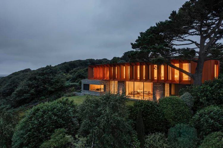porthmadog-house-strom-architects-luksuzna-obalska-kuca-severni-vels-savremena-arhitektura-2026-18
