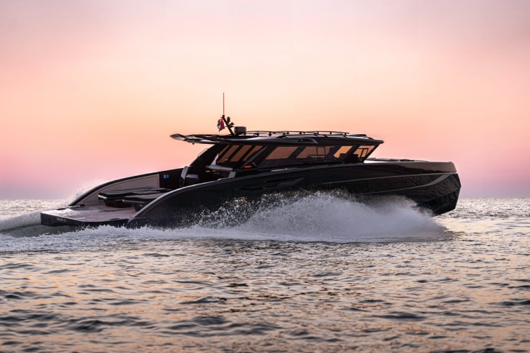 brabus-ultima-55-sunreef-luksuzni-katamaran-jahta-2026-1