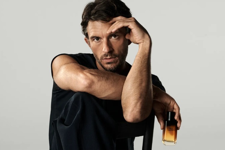 jonathan-bailey-giorgio-armani-i-will-parfem-2