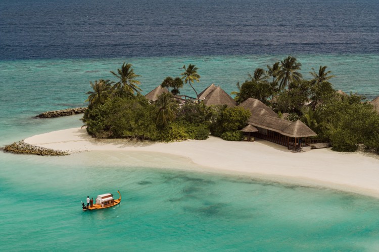 urja-naturopathy-island-four-seasons-maldives-wellness-4