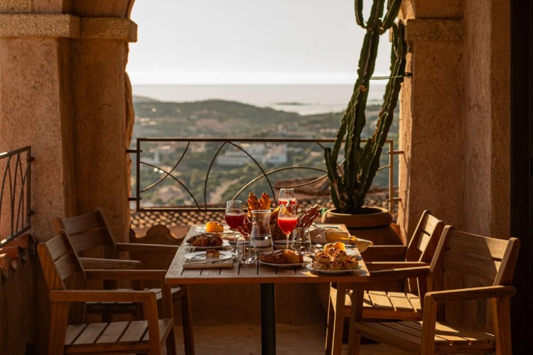 la-tiara-di-cervo-luksuzne-rezidencije-porto-cervo-sardinija-17