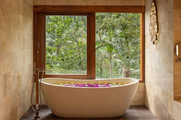 the-kayon-resort-ubud-luksuzne-vile-bali-12