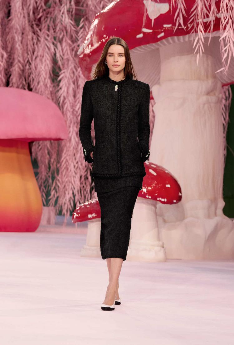 chanel-haute-couture-proleceleto-2026-poetski-let-u-dusu-visoke-mode-52