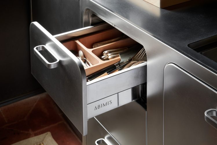 abimis-ego-u-veneciji-nerdajuci-celik-kao-savremeni-izraz-dizajnerske-kulture-5