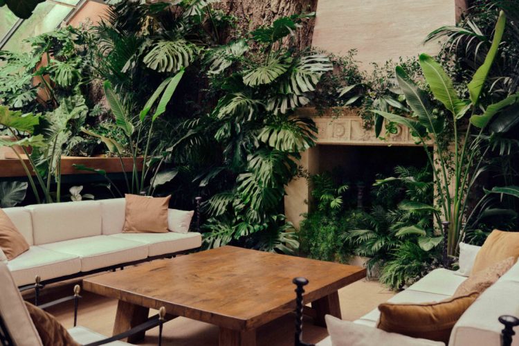 winter-garden-primavera-2026-zegna-redefinise-luksuz-kroz-prirodu-arhitekturu-i-naslede-12