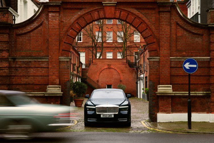 rolls-royce-spectre-elektricni-grand-tourer-koji-je-predodreden-da-postane-buduci-klasik-5