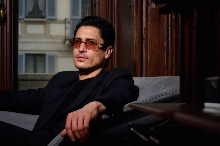 bugatti-eyewear-collection-four-arhitektonski-luksuz-u-formi-naocara-1