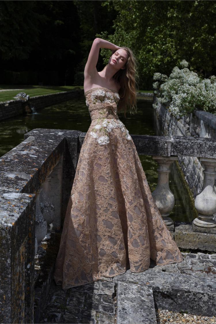 elie-saab-resort-2027-kolekcija-koja-brise-granicu-izmedu-dnevne-elegancije-i-vecernjeg-glamura-24