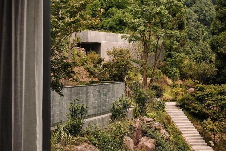 zoland-emei-resort-kina-studio-j-bridgland-luksuzni-planinski-resort-savremena-arhitektura-2025-3